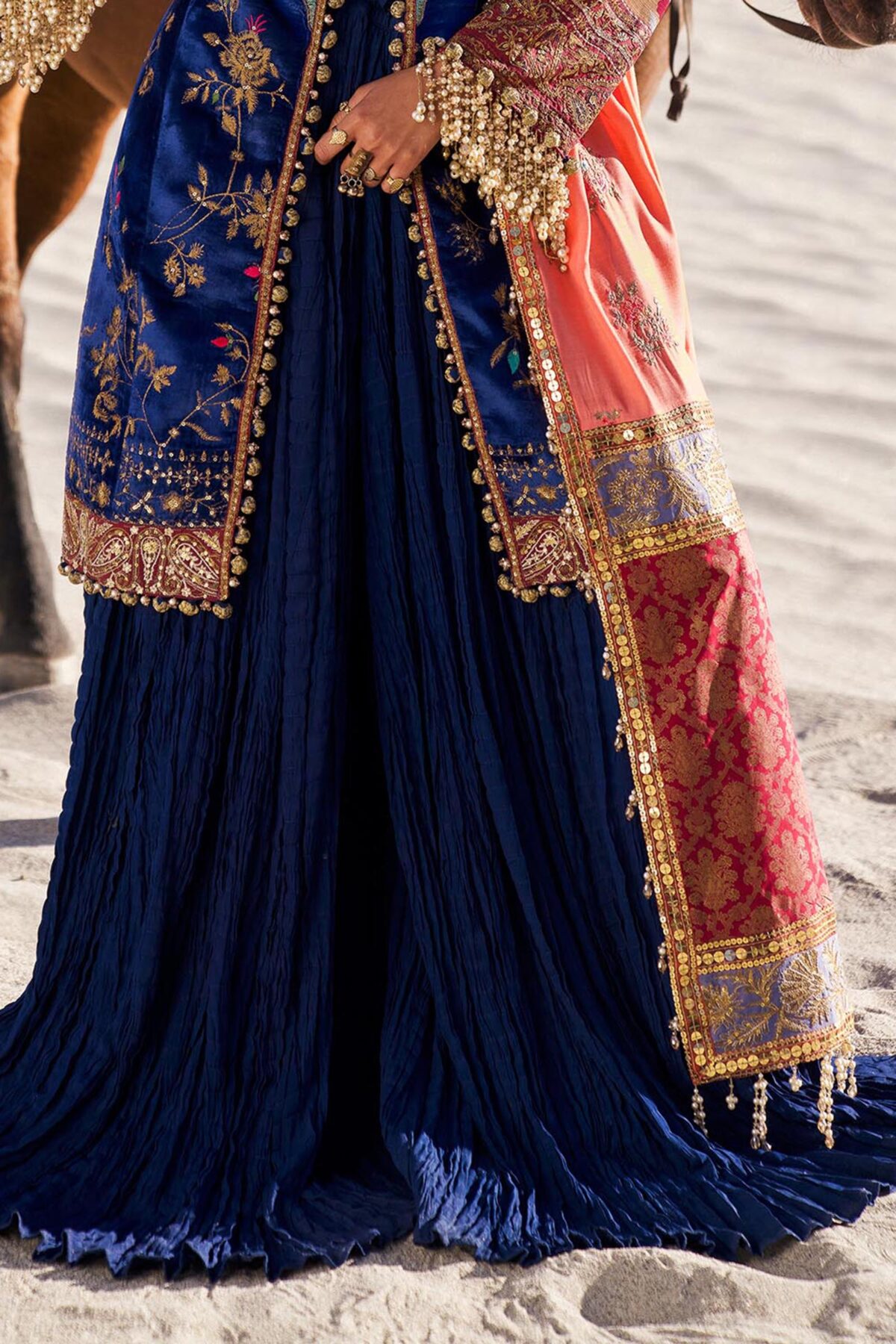 Sana safinaz winter luxury 2024 - v241-001-3cp - image 3