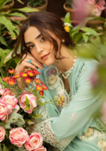 Elaf Luxury Lawn 2025 | ELM-7A ZARAFSHAN - Image 9
