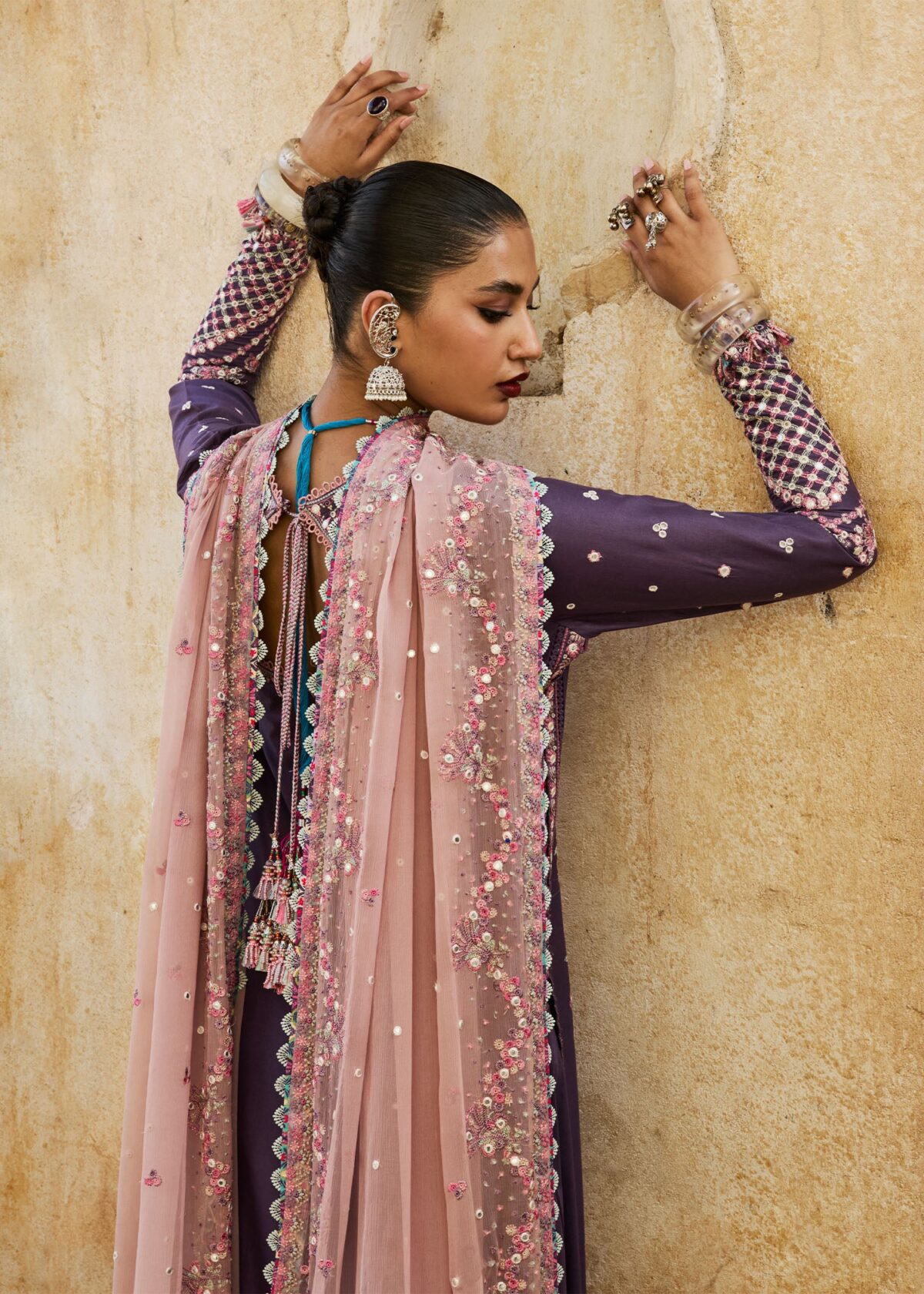 Hussain rehar luxury lawn 2025 | irris - image 2