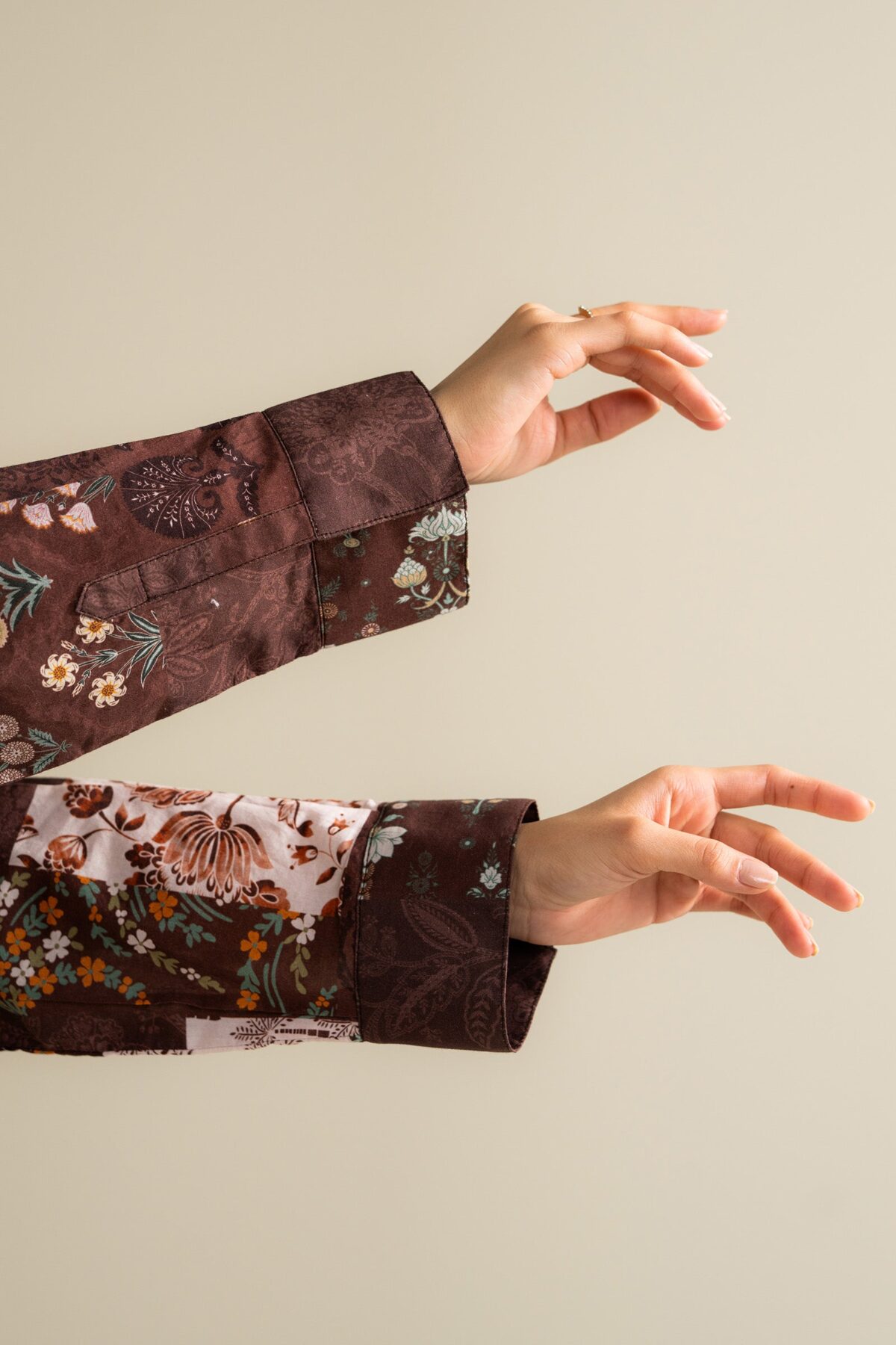 Coco prints vol 3 2025 | mevi-5b - image 4