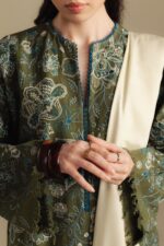 Coco Winter by Zarashahjahan | Mist-2A - Image 3