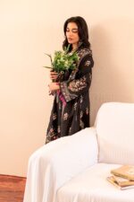 Mausummery Winter Khaddar Vol 3 2025 | ONYX - Image 4