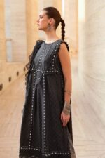 Maria B luxe Lawn 2026 | D-2602-B - Image 8