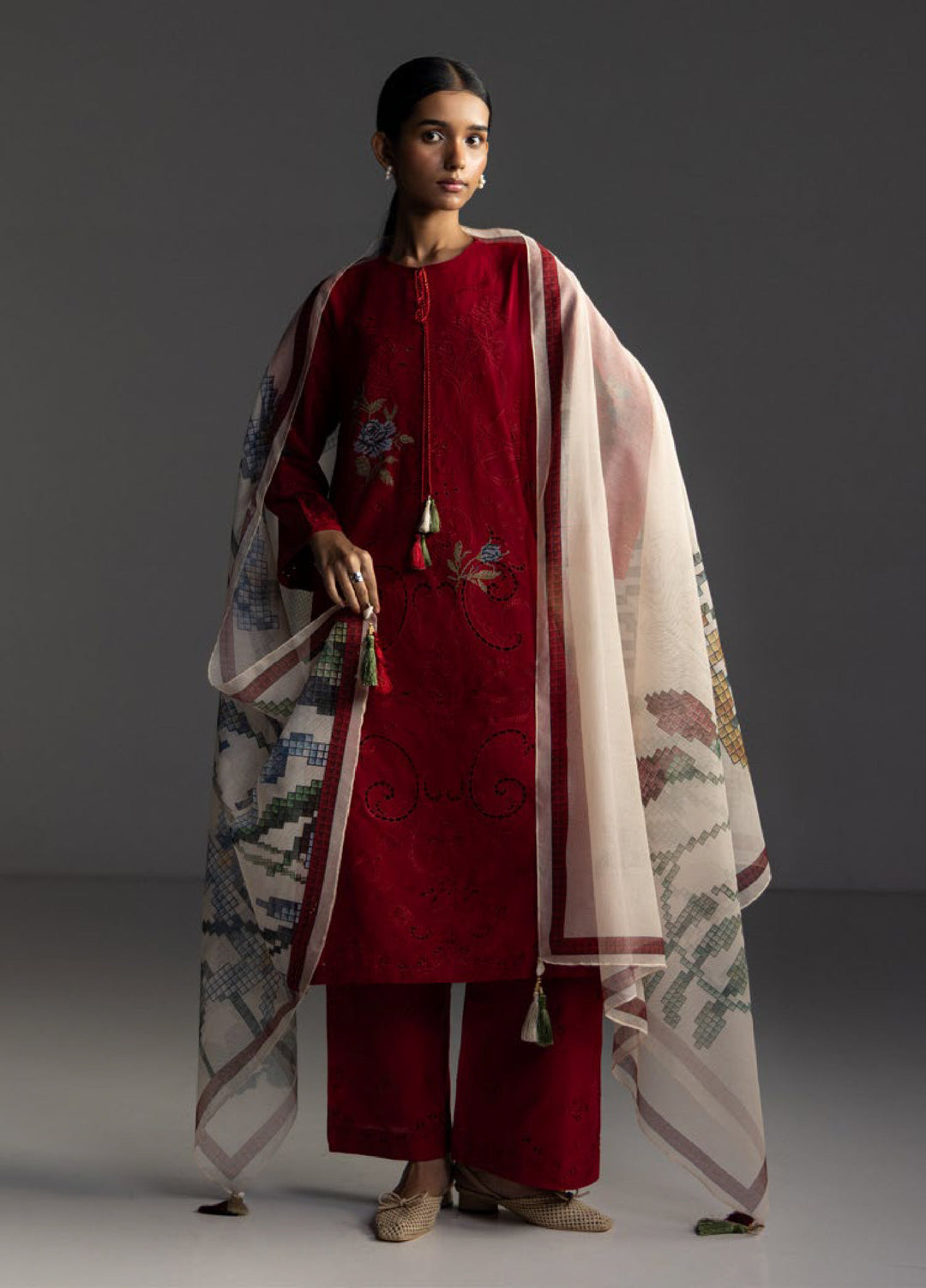 Coco Lawn  by Zara Shahjahan 2026 | Sune-10A