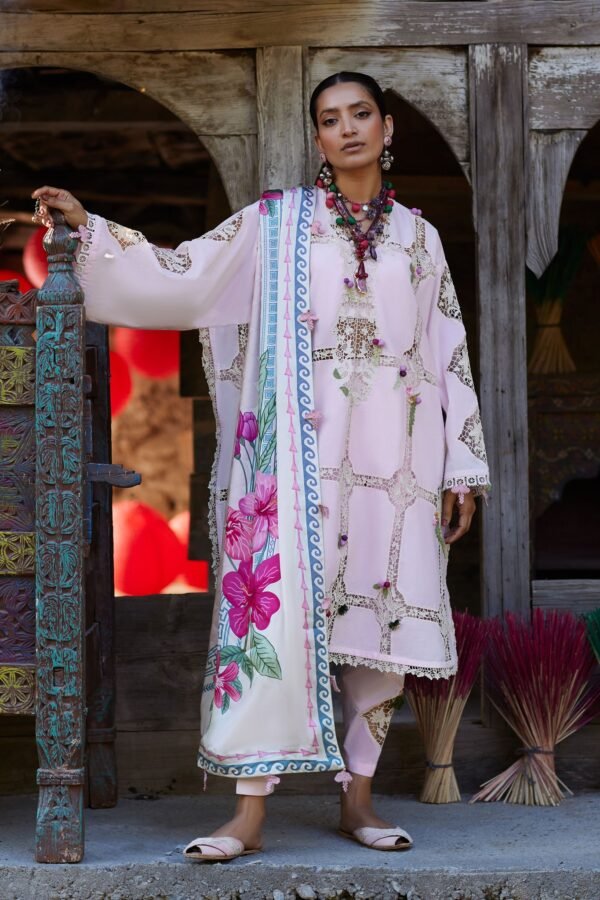 elan lawn