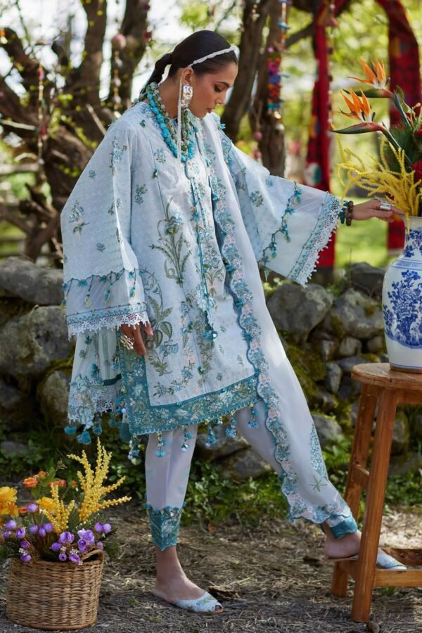 Elan Kashmee lawn 2026
