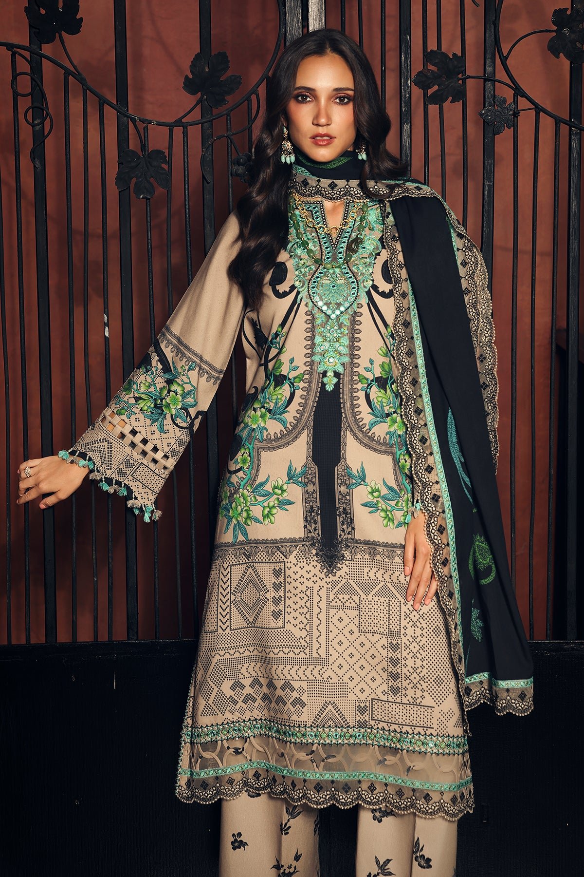 3-PC Unstitched Embroidered Linen Collection ANW7-19 - Detail View