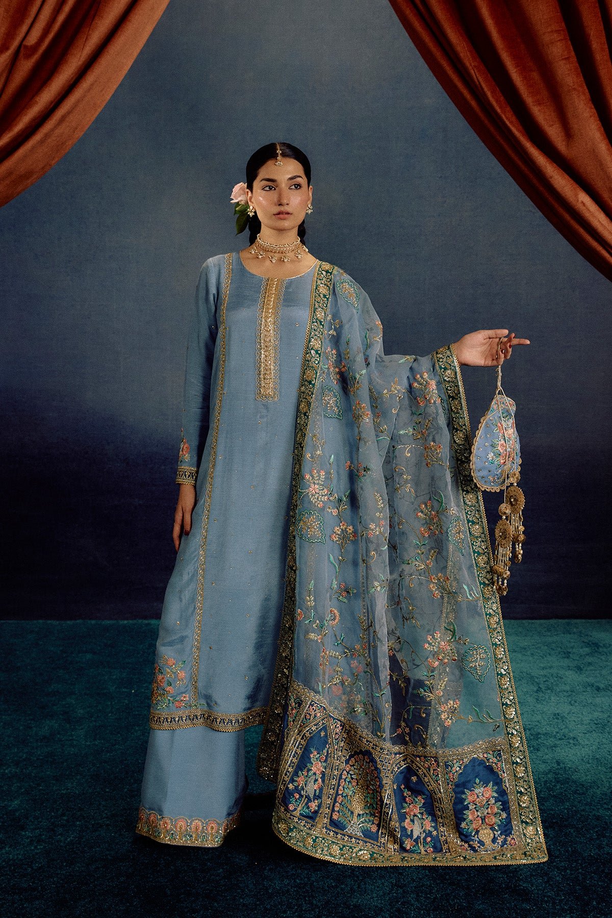 Kamiar Rokni Heer ready to wear suit front view