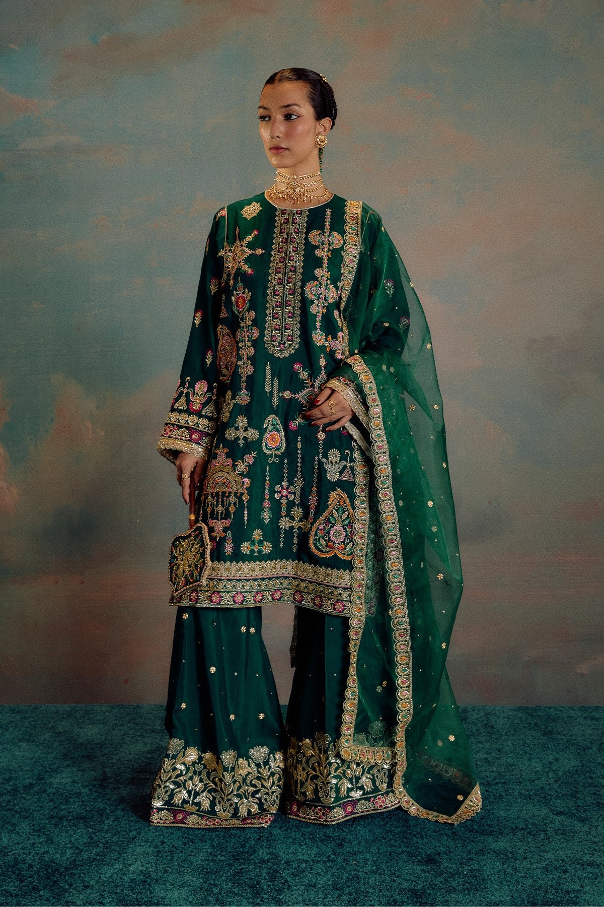 Kamiar Rokni Marvi ready to wear suit front view