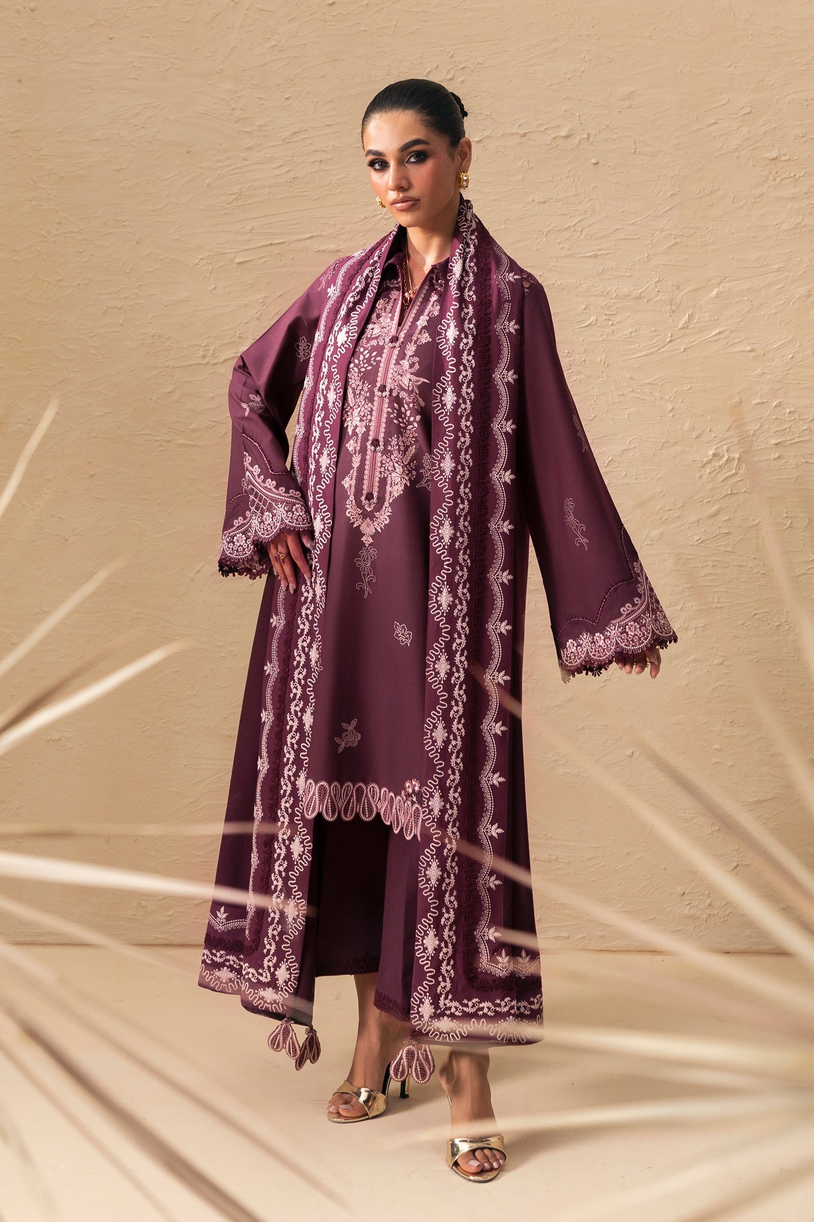 QPW-02 (B) Veena - Fabric Detail