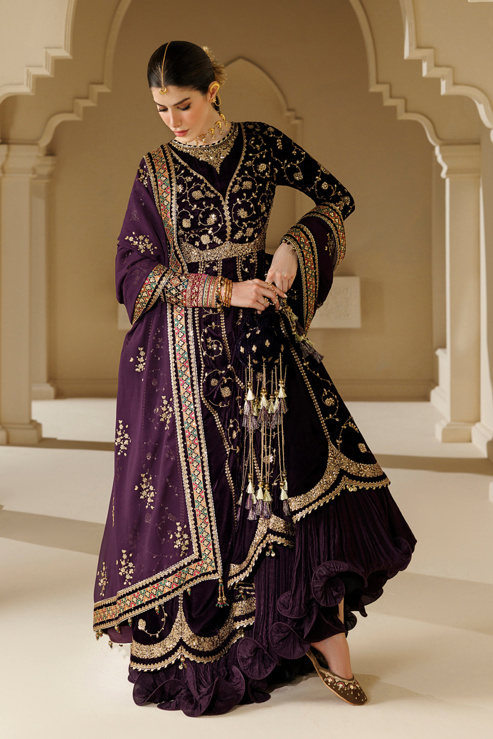 Embroidered Velvet Formal CVF26-D03 embroidered detail
