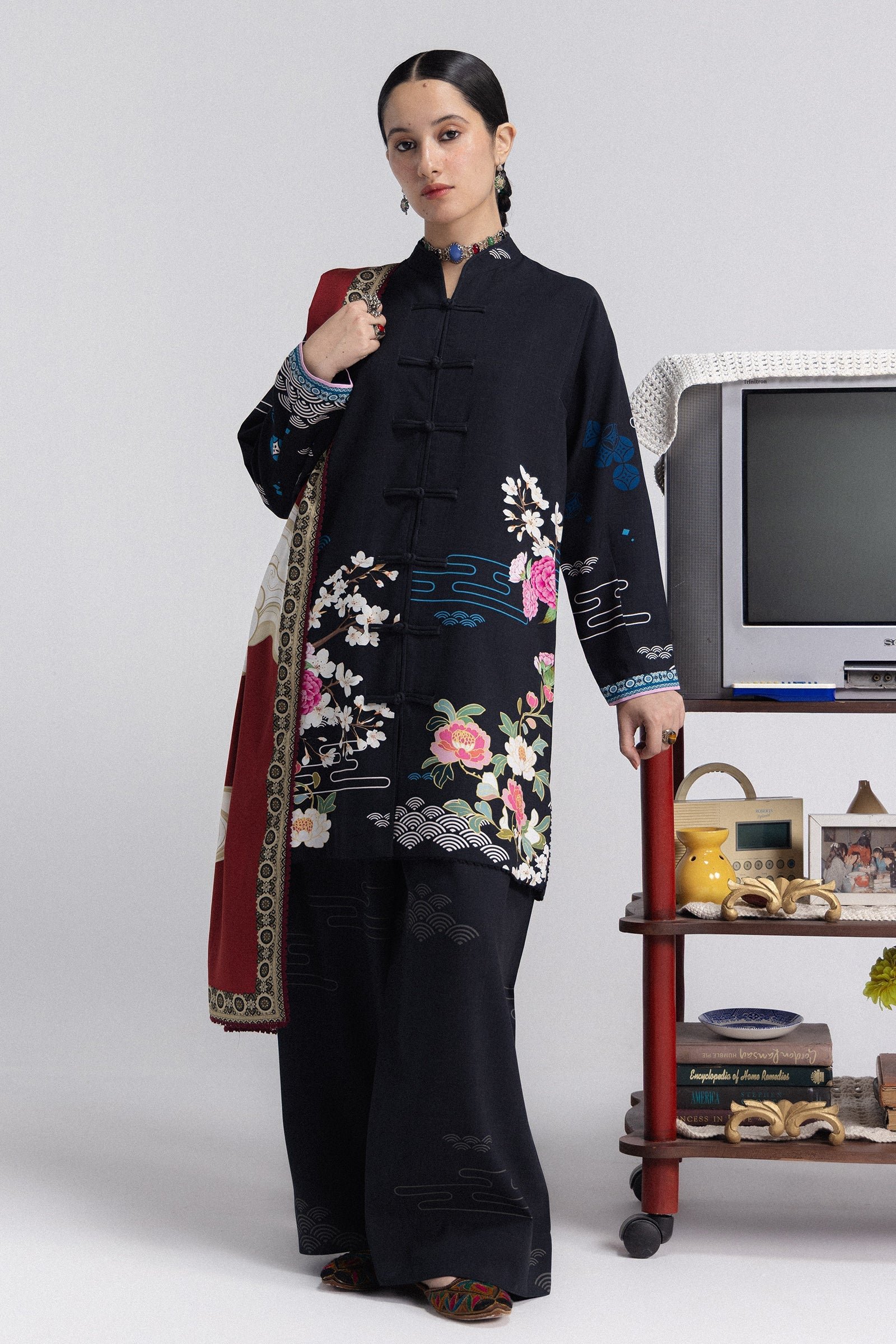 Zara Shahjahan Hana-2A Embroidered Suit Front View Zara Shahjahan Hana-2A ready to wear suit front view