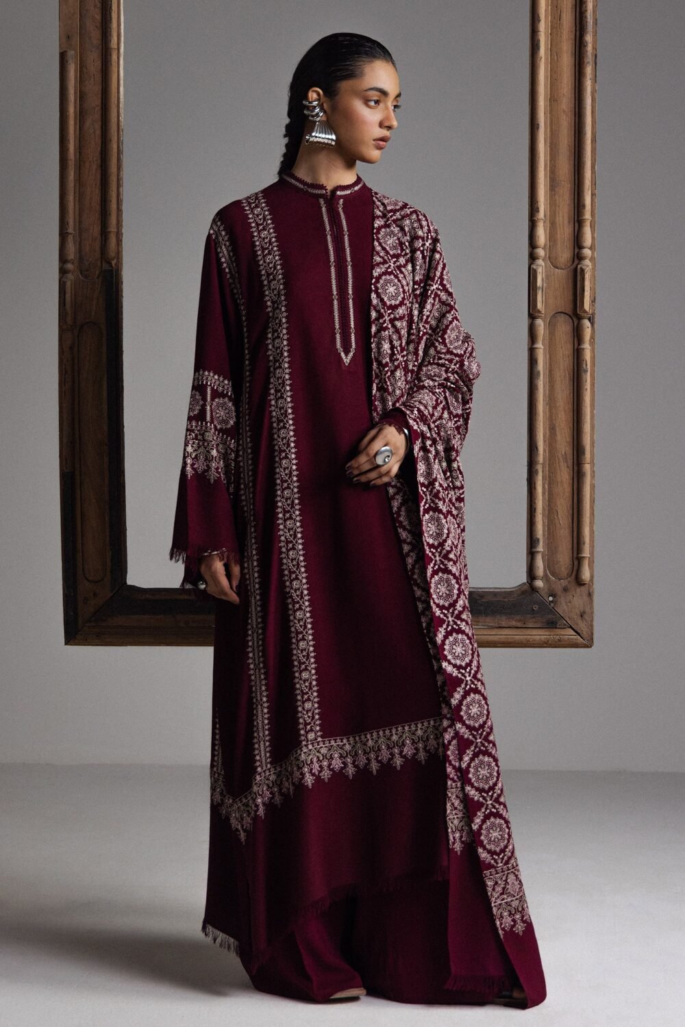 Zararshahjahan MEHRAB-D3 ready to wear suit front view