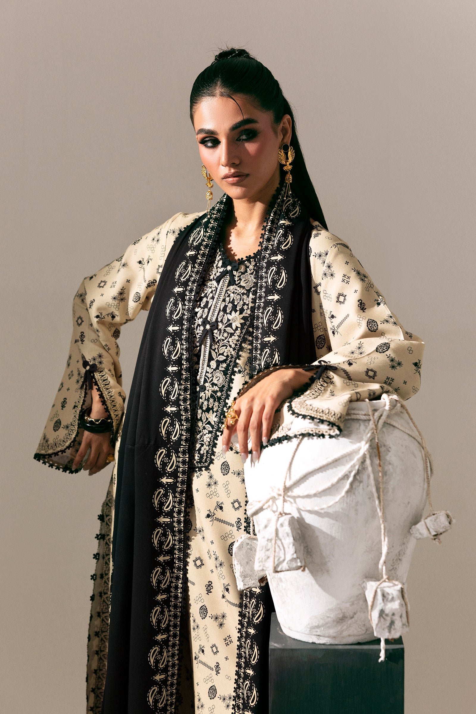 QPW-10 (A) Mehru - Fabric Detail