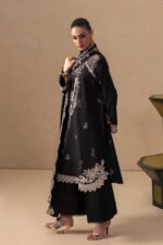 Qalamkar QPW-02 (A) Laiza embroidered detail