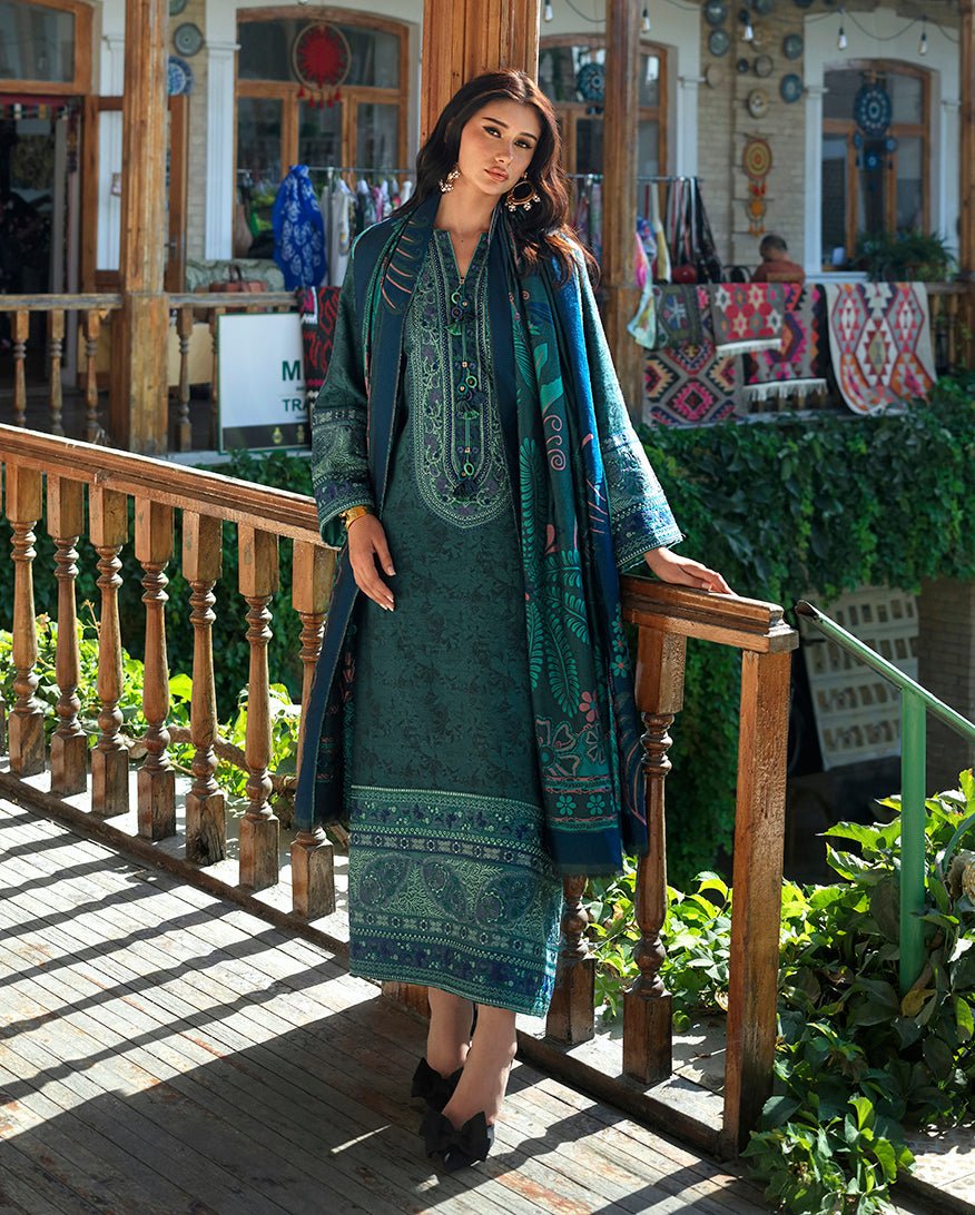 Mushq Azure Echo ready to wear suit front view