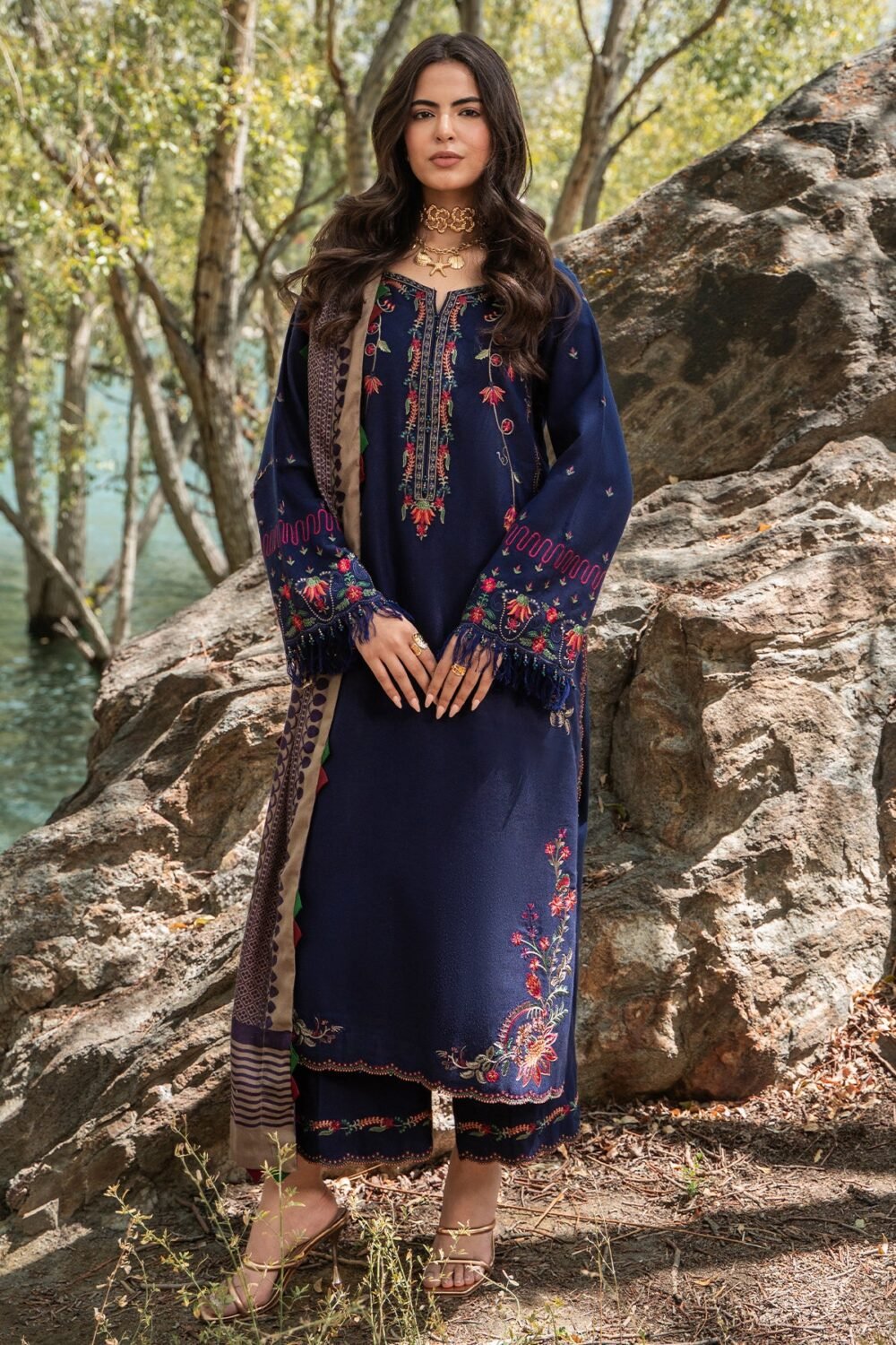 Charizma PSW6-10 ready to wear suit front view