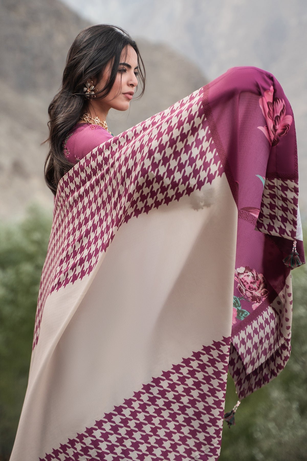 3-PC Unstitched Peach Leather Collection PSW6-13 - Fabric Detail