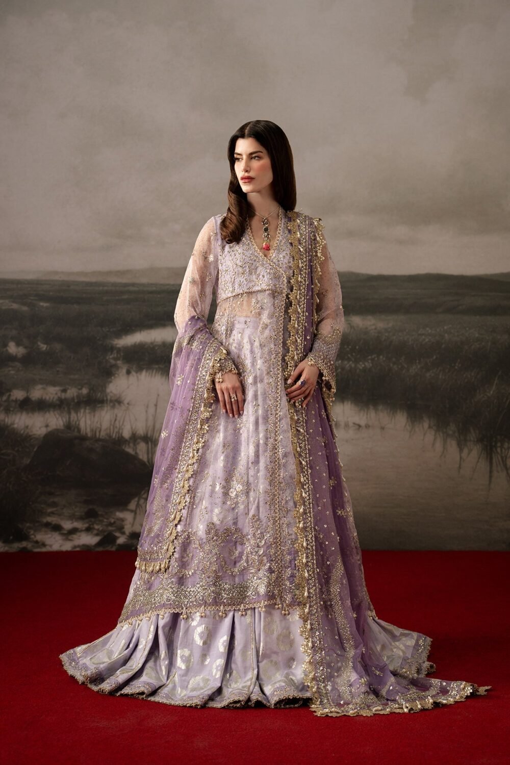 Afrozeh Monet ready to wear suit front view