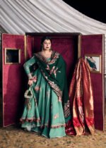 Hussain Rehar Zeba embroidered detail