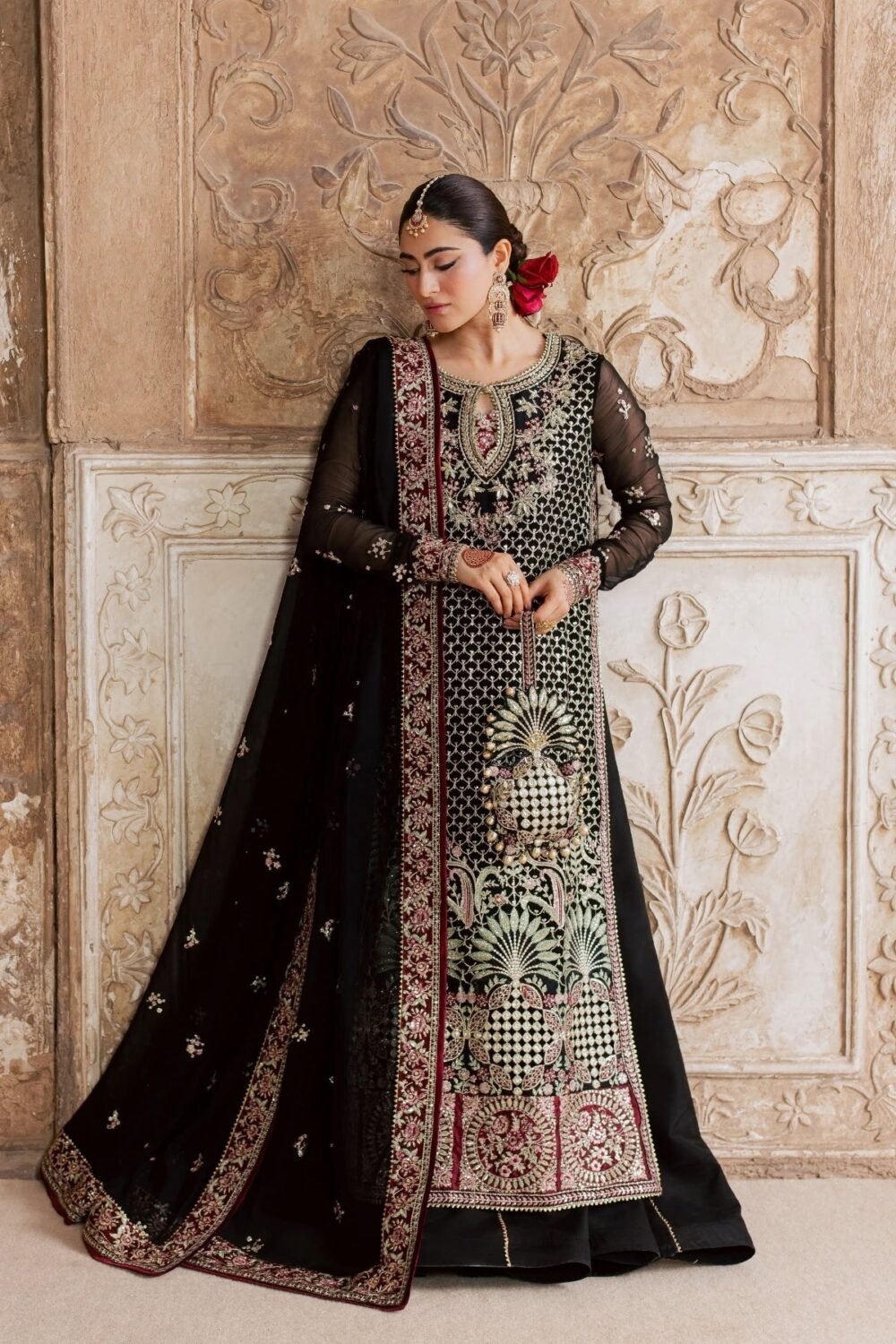 Rang Rasiya Noir ready to wear suit front view