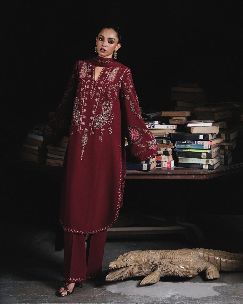 Jugnu Lahore Parul ready to wear suit front view