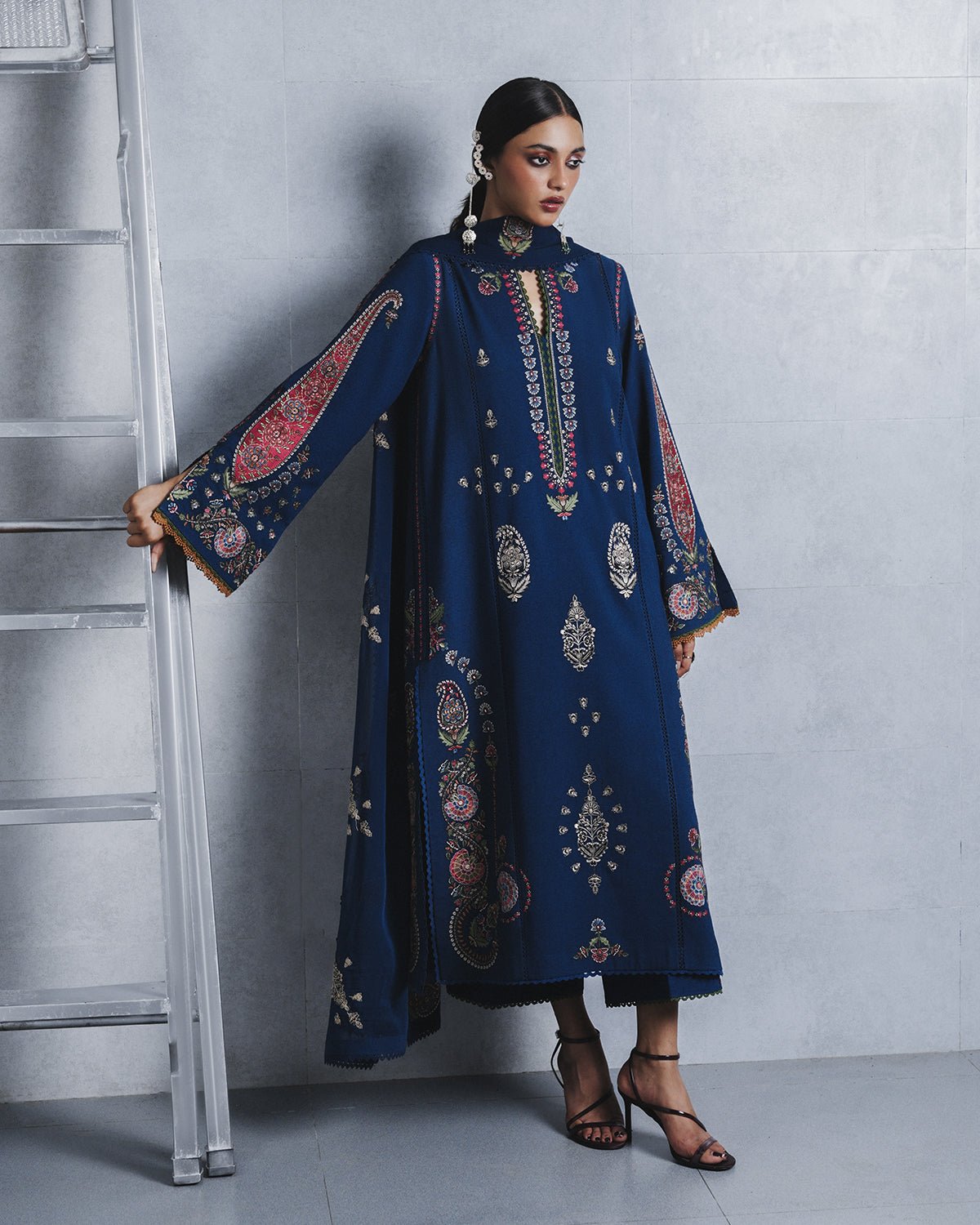 Jugnu Lahore Nehri Embroidered Suit Front View Jugnu Lahore Nehri ready to wear suit front view