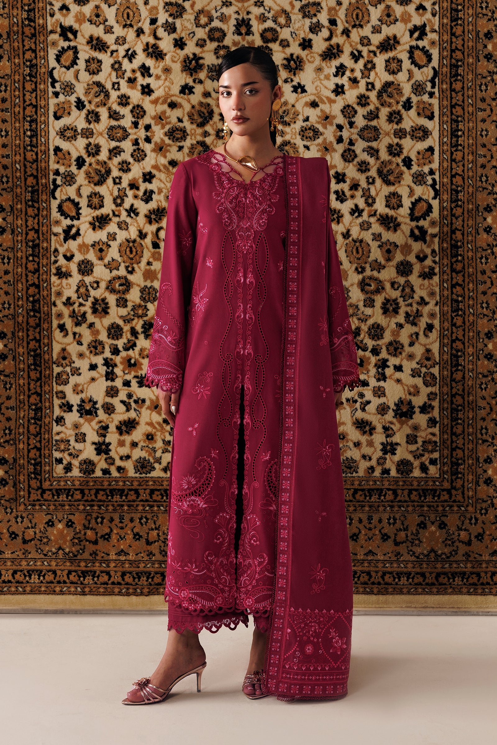 Qalamkar QLW-02 ALEENA Embroidered Suit Front View Qalamkar QLW-02 ALEENA ready to wear suit front view
